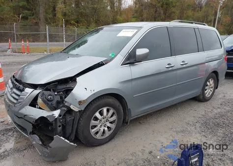 2008 Honda Odyssey Ex z USA, uszkodzony, nr VIN 5FNRL38428B041783
